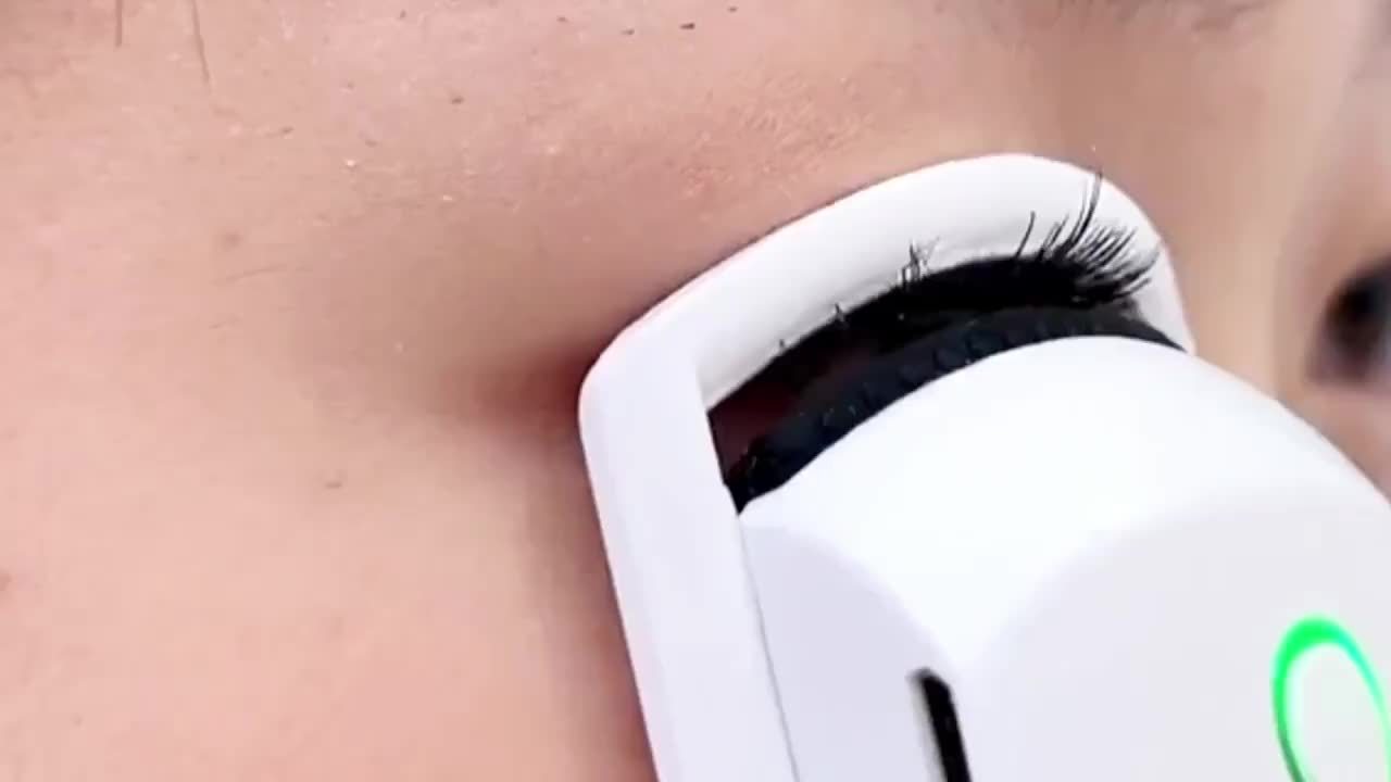 ABS Electric Eyelash Curler - Long-Lasting Curling Device with USB Rechargeable Battery, Modern Beauty Eye Instrument for Home Use, Durable & Stylish Design Beauty Fashion