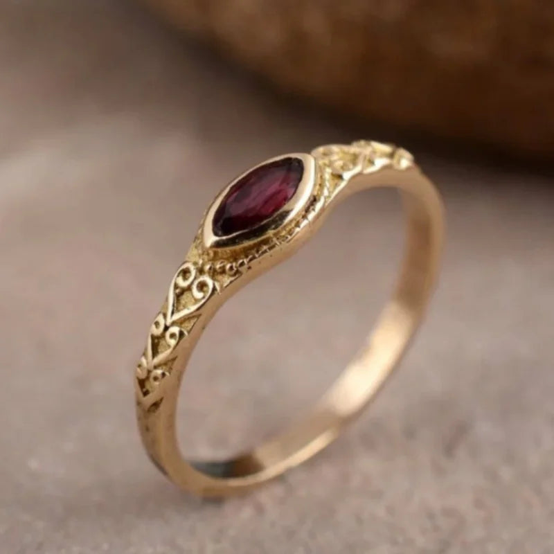 Niche Gold Color Figure Inlay Red Color Stone Rings For Women Birthday Gift Accessories Fashion Custom Jewelry Beauty World Shop
