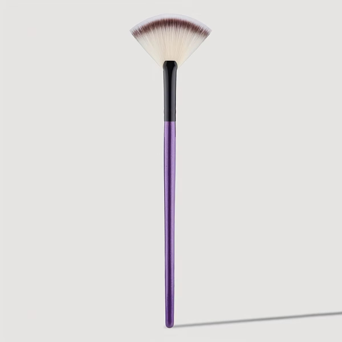 1Pc Fan Shaped Highlight Brush Contour Brush Blending Highlighter Makeup Brush Face Loose Powder Brush Cosmetic Beauty Tools