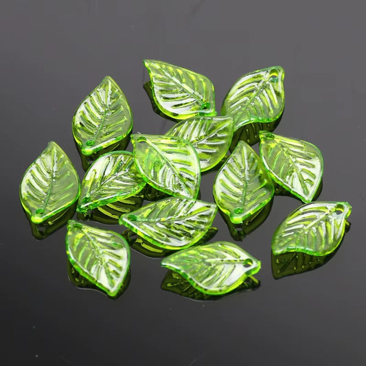 30Pcs/Lot Green Plastic Leaf Charms Leaves Beads Pendants for Diy Necklace Bracelet Earrings Jewelry Making Handmade Crafts