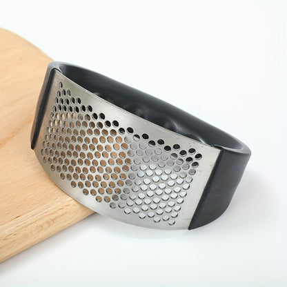 1pc Garlic Crusher Manual Ring Black Vegetable Cutter Kitchen Vegetable And Fruit Gadgets Masher Stainless Steel Garlic Press Chopping Accessories for restaurants/supermarkets Beauty Fashion