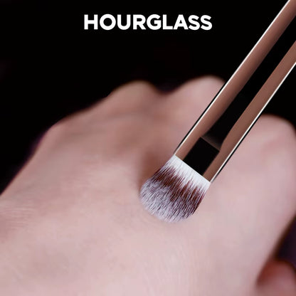 Makeup Brush -No.3 All over Shadow Brush Soft and Skin-Friendly Fiber Hair Fashion Design Single Eye Brush