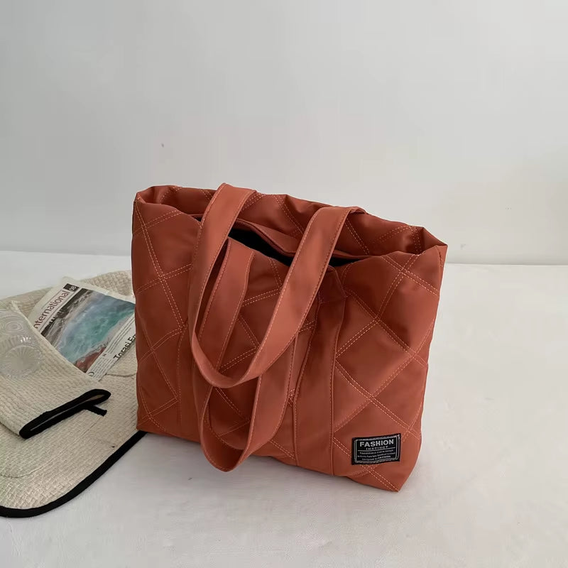 Fashionable and Versatile Large Capacity Nylon Cloth Women'S Bag New Shoulder Bag Street Trend Handbag Bolsa Feminina