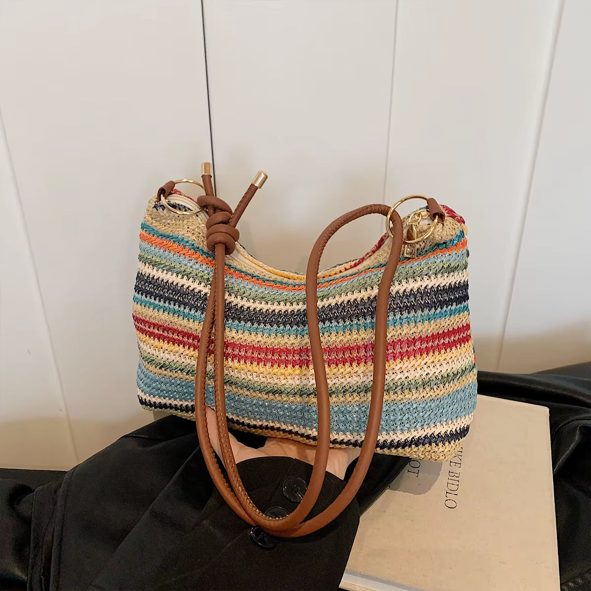 Women'S Striped Woven Straw Tote Bag - Lightweight Large Capacity with Detachable Coin Purse & Zip Closure for Beach Vacation