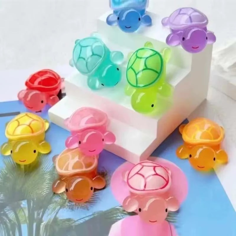 50 Pcs Cute Mini Luminous Turtle Ornaments Glowing in the Dark Miniatures Turtle Micro Landscape Kids Toys Home Decor Gift