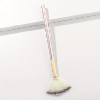 1Pc Fan Shaped Highlight Brush Contour Brush Blending Highlighter Makeup Brush Face Loose Powder Brush Cosmetic Beauty Tools