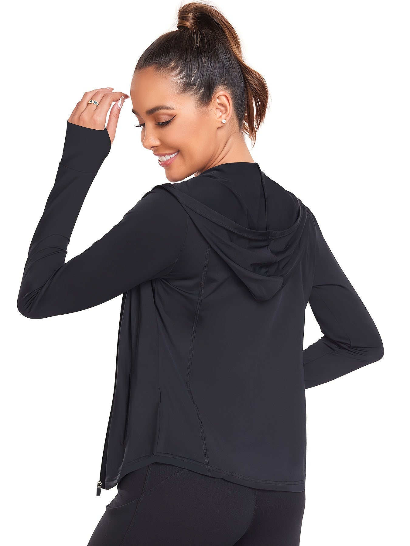 Women's Full-Zip Long Sleeve Sport Shirt with Thumbhole Design - Moisture-Wicking Protection Yoga Running Top, Light Blue All-Season Machine Washable Activewear, Running Shirt | Sporty Look | Stretchable Fabric Beauty World Shop