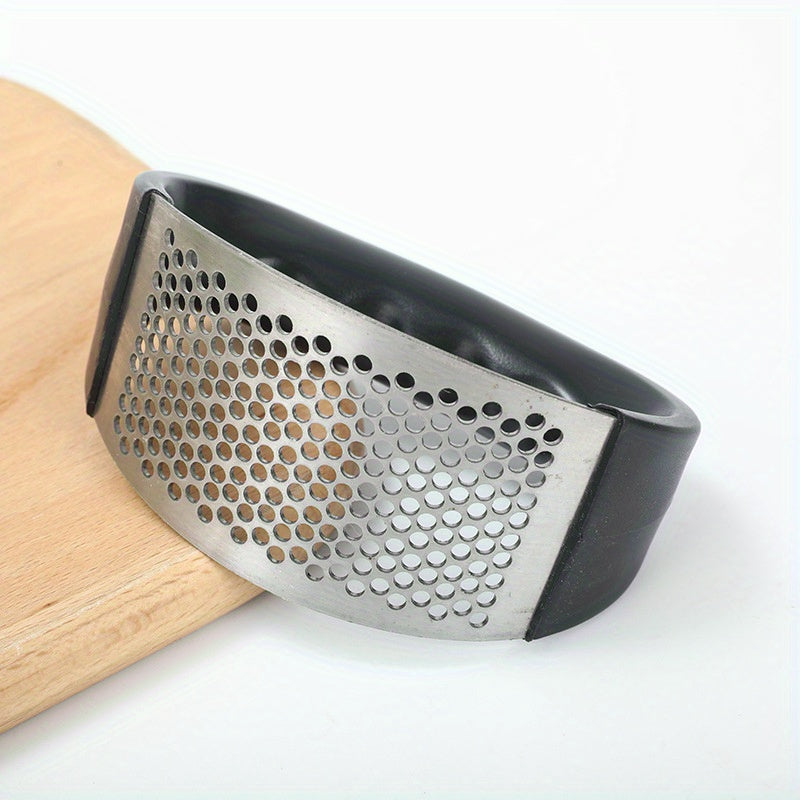 1pc Garlic Crusher Manual Ring Black Vegetable Cutter Kitchen Vegetable And Fruit Gadgets Masher Stainless Steel Garlic Press Chopping Accessories for restaurants/supermarkets Beauty Fashion