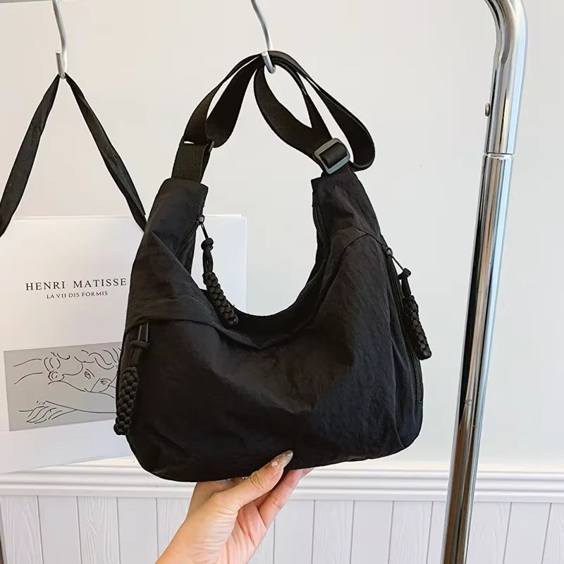 Fashionable and Minimalist Korean Version Dumpling Bag, Popular This Year, New High-Quality Shoulder Bag, Large Capacity Tote Cr