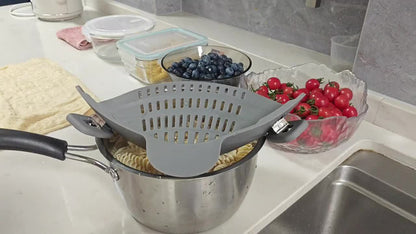 1pc ABERZEY Clip-On Strainer for Pots & Pans - Durable Plastic Kitchen Colander for Pasta, Meat, Vegetables, Fruits - Easy Drainage & Compact Design, Strainer for Pasta, Vegetable Preparation, Modern Kitchenware, Efficient Dr Beauty Fashion