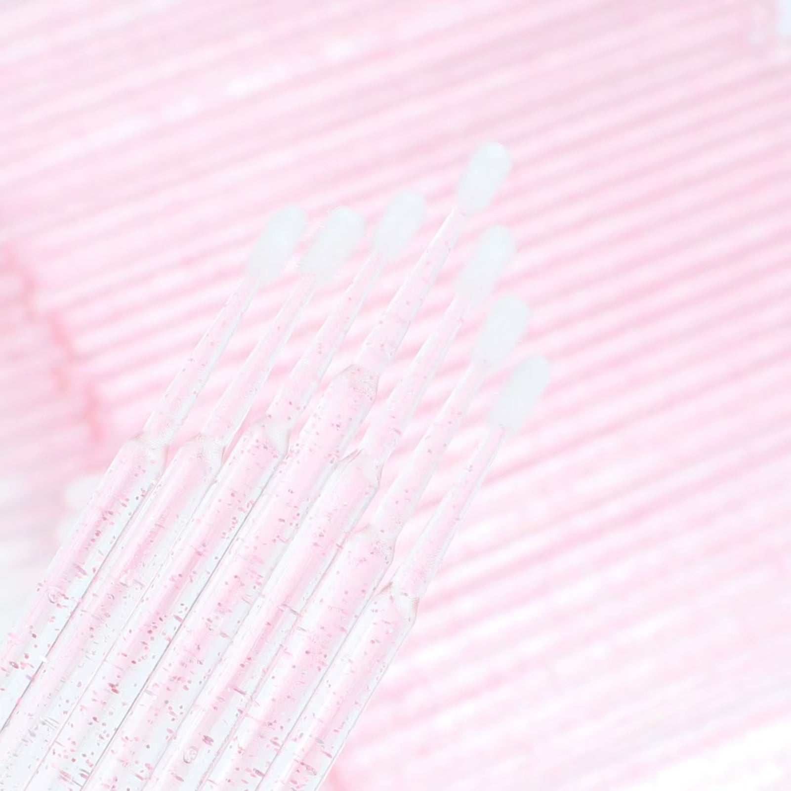 200Pcs Disposable Brushes Set Mascara Wands Lip Brushes Microbrush Applicator Swab for Eyelash Extension Eyebrow Makeup Tools