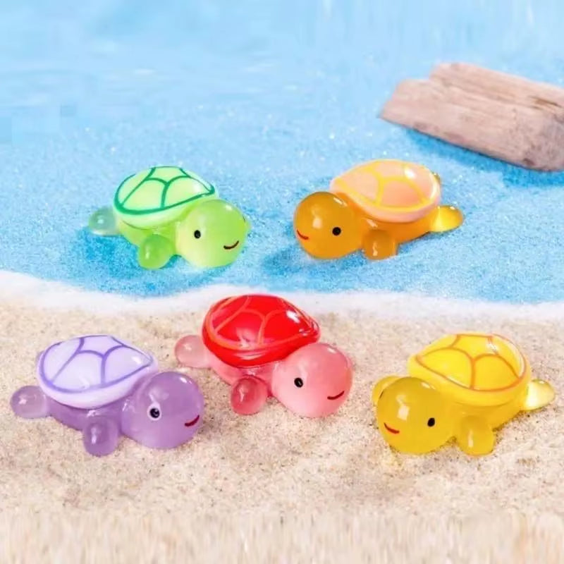 50 Pcs Cute Mini Luminous Turtle Ornaments Glowing in the Dark Miniatures Turtle Micro Landscape Kids Toys Home Decor Gift