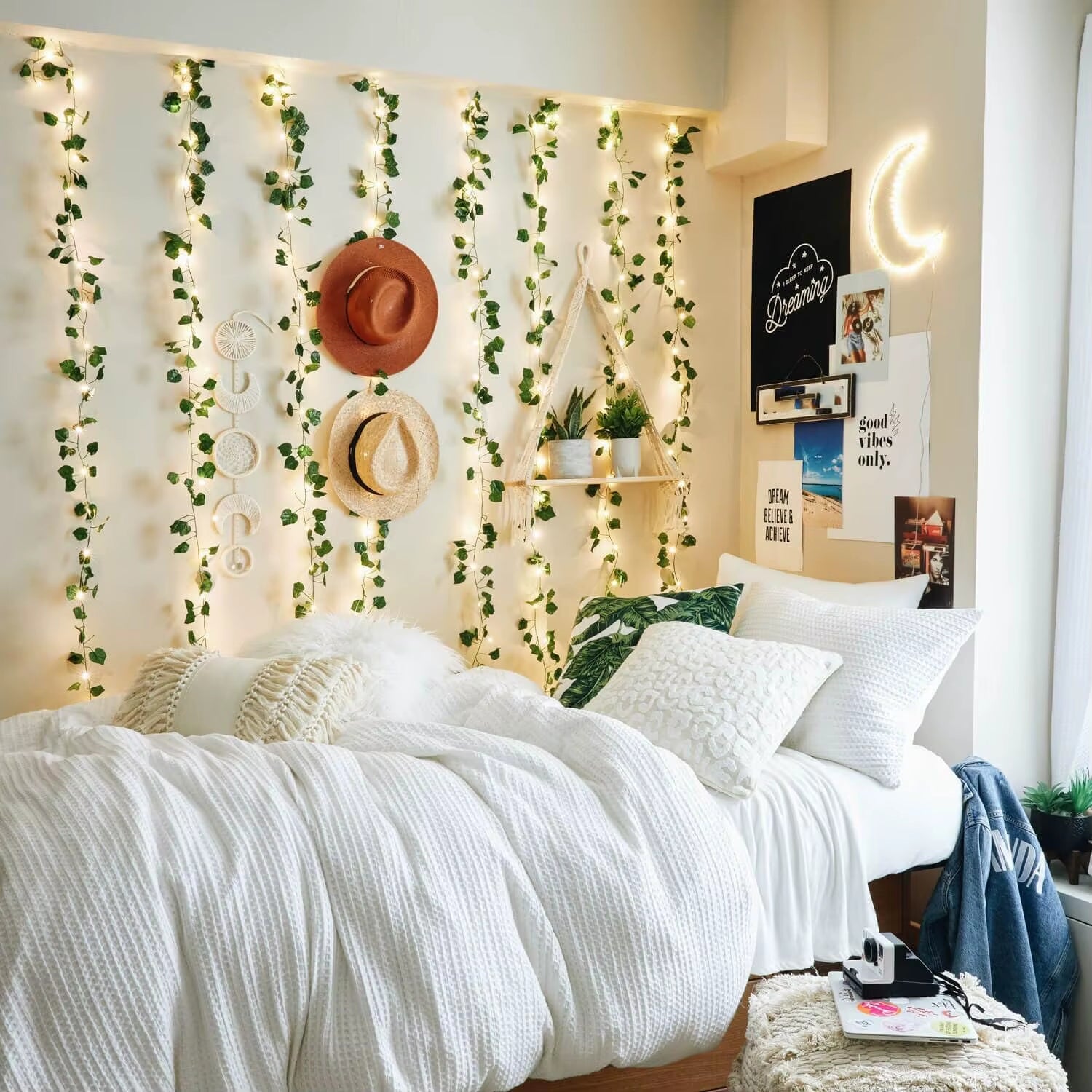 2M/10M Flower Green Leaf String Lights Artificial Ivy Vine Fairy Light Wedding Party Decoration Christmas Home Room Wall Plant