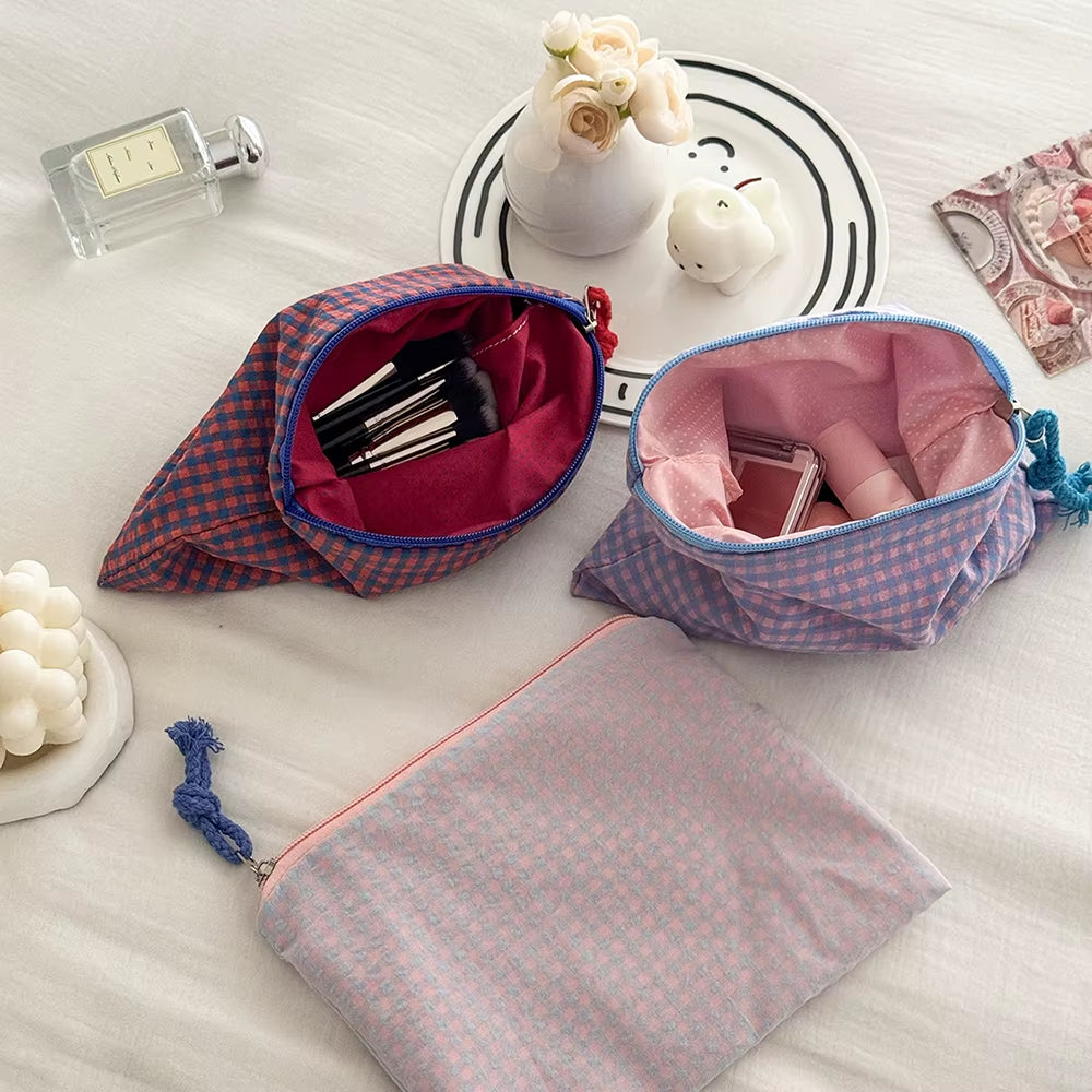 Fashion Simple Mesh Women Cosmetic Handbag Pouch Large Capacity Travel Organizer Makeup Bag Mini Lipsticks Make up Storage Bag