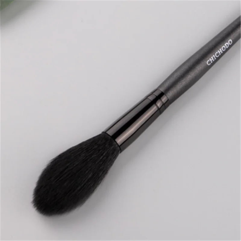 Professional Goat Hair Face Makeup Highlighter Blending Brush Long Handle Blush Brush Concealer Brush Beauty Makeup Tools Beauty World Shop