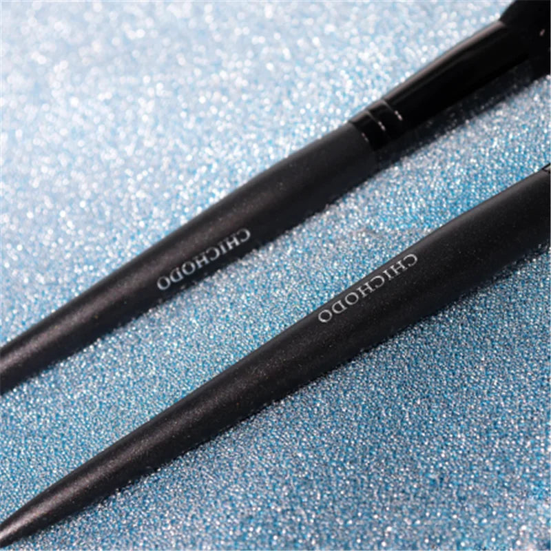 Professional Goat Hair Face Makeup Highlighter Blending Brush Long Handle Blush Brush Concealer Brush Beauty Makeup Tools Beauty World Shop