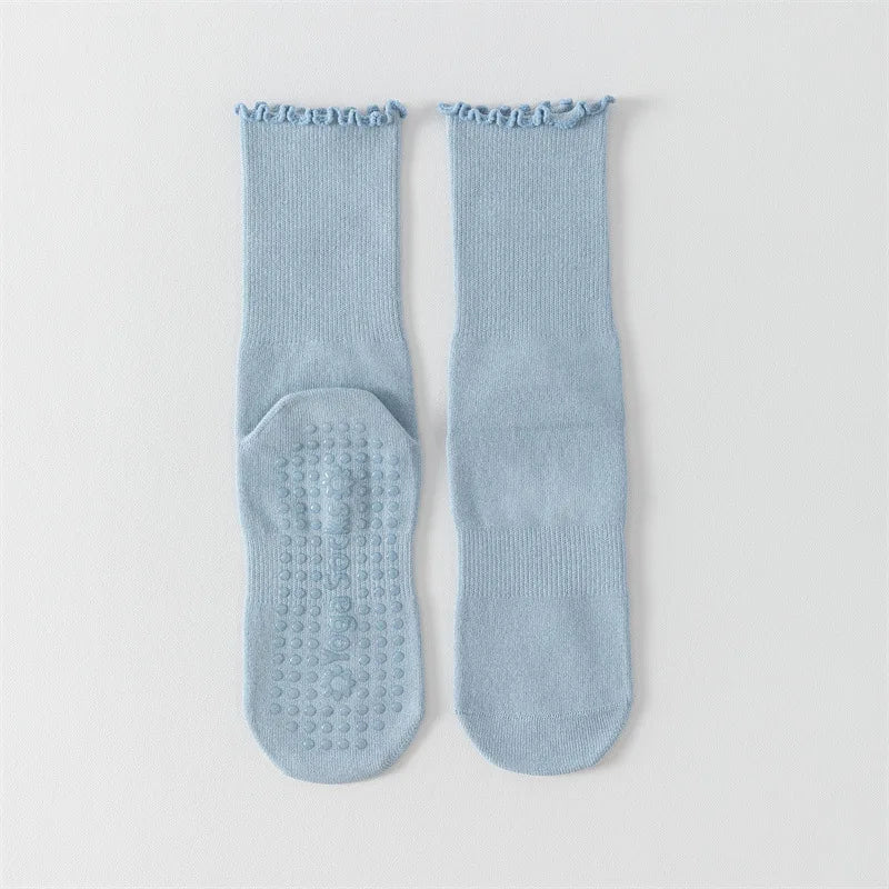 Yoga socks, boneless mid tube socks, sports anti slip thin fit, fitness Pilates combed cotton women's socks Beauty World Shop