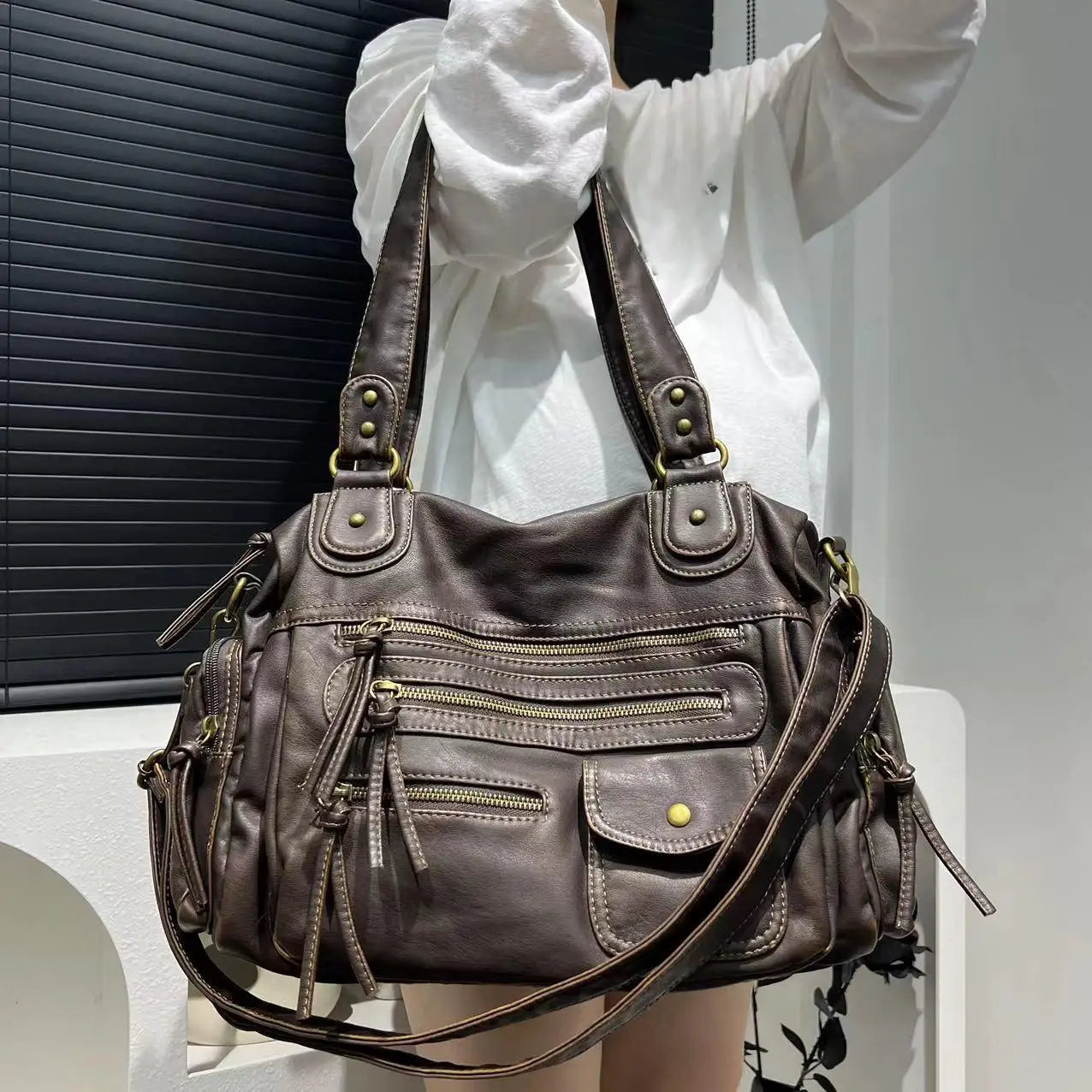 Y2K Hot Girl Single Shoulder Crossbody Bag Vintage Washed Leather Motorcycle Bag Large Capacity Multi Pocket Bag Beauty World Shop