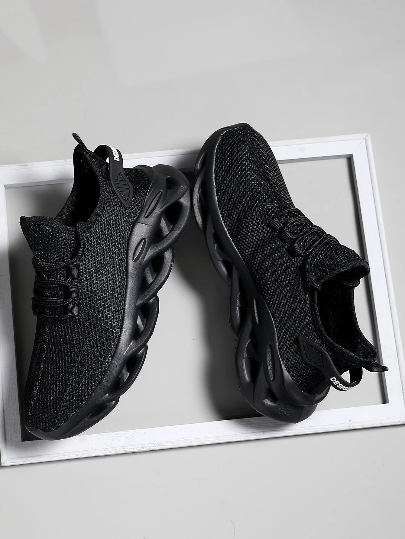 Men Sports Running Black Jogging Shoes Casual Sneakers Brown Outdoor Breathable Mesh Women Light Shock-absorption Black Tennis Beauty World Shop