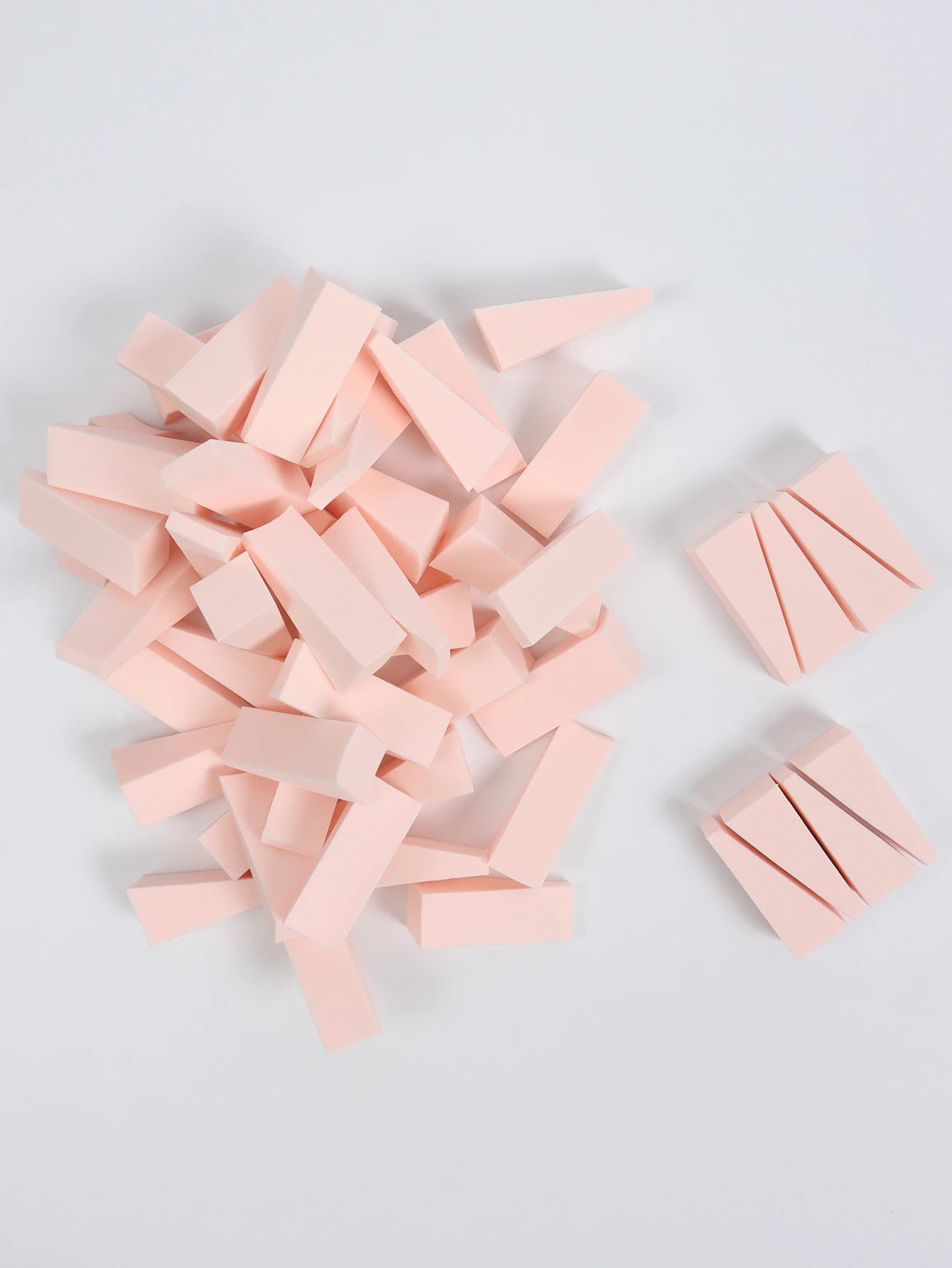 50 Pieces of Random Color Facial Curve Mixed Makeup Sponge, Latex-Free, Small Wedge-Shaped Smooth Application Beauty Sponge Applicator Beauty World Shop