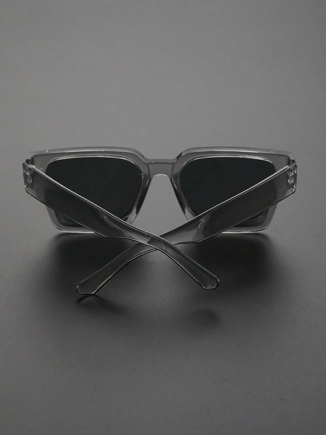1/2 PC S Classic Fashion Square Plastic Frame Women Sunglasses For Men Daily Life Shades Eyewear Accessories. Beauty World Shop