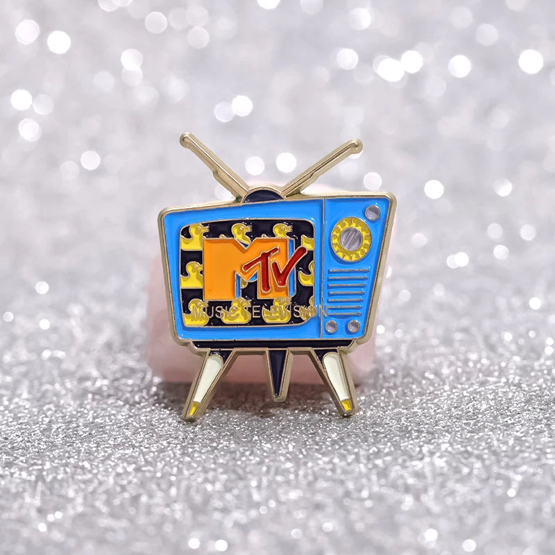 Creative Retro Television Enamel Pins Funny Cartoon 80’s Vintage Metal Brooches Backpack Lapel Badge Jewelry Gift for Friends Beauty World Shop