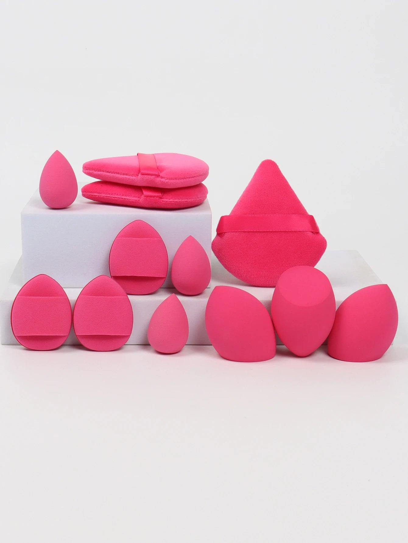 12-Piece All-Purpose Makeup Sponge Set, Made of 3 Loose Powder Puffs, 3 Mini Air Cushion Puffs, 3 Beauty Eggs and 3 Mini Beauty Beauty World Shop