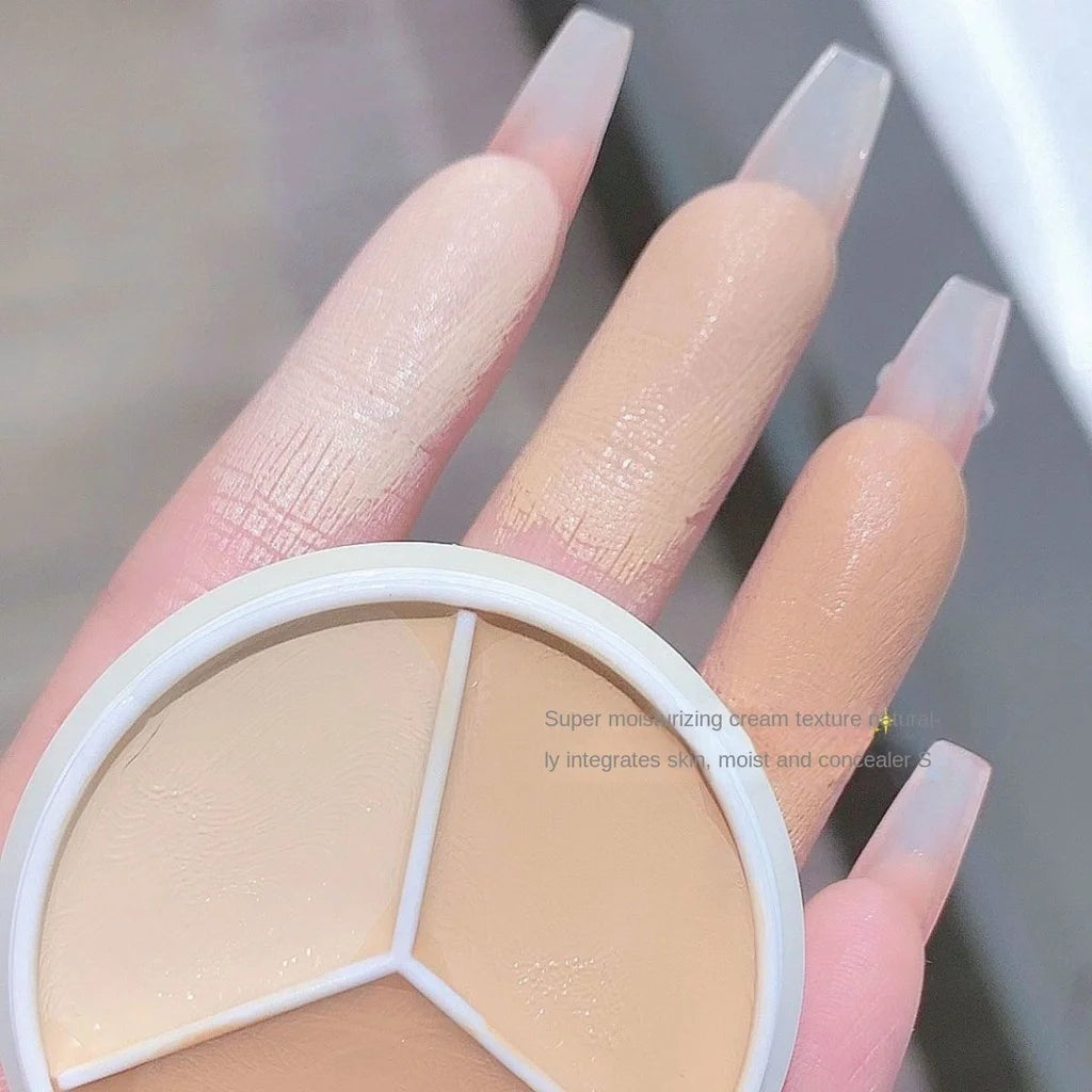 3-Color Concealer Palette Professionally Covers Dark Circles Around Eyes and Face Beauty World Shop
