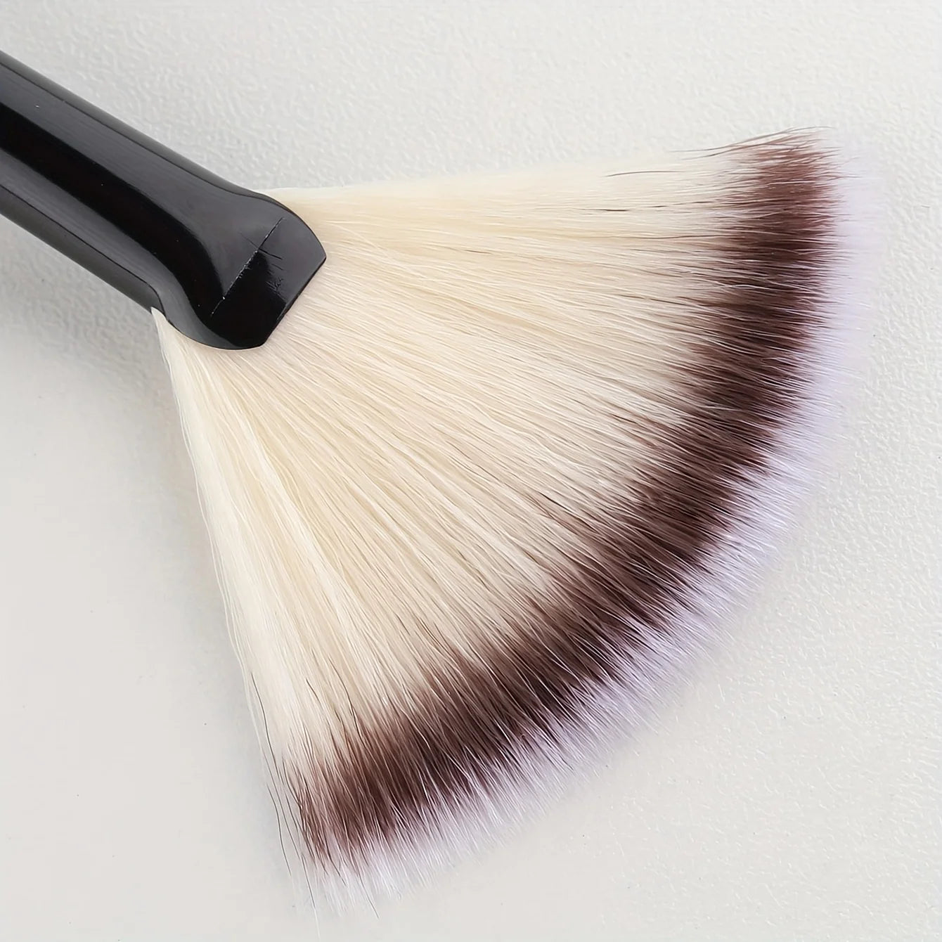 1pc Fan Shaped Highlight Brush Contour Brush Blending Highlighter Makeup Brush Face Loose Powder Brush Cosmetic Beauty Tools Beauty World Shop