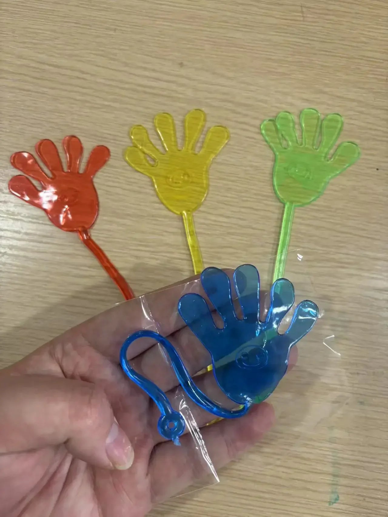 Funny Sticky Hands Toy 5-50 Pcs Elastic Slap Palm Squishy Kids Party Favors Novelty Gift Supplies for Children Beauty Fashion