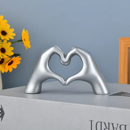 Love Finger Modern Gesture Sculpture Home Bookshelf Desktop Gold Decoration Heart Hand Statue Living Room Bedroom Decoration Beauty World Shop