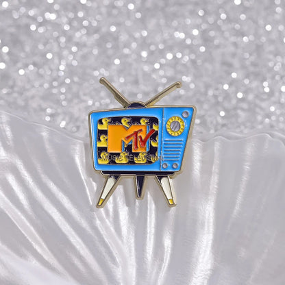 Creative Retro Television Enamel Pins Funny Cartoon 80’s Vintage Metal Brooches Backpack Lapel Badge Jewelry Gift for Friends Beauty World Shop