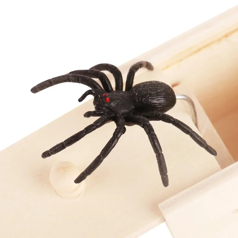 Trick Spider Funny Scare Box Wooden Hidden Box Quality Prank Wooden Scare Box Fun Game Prank Trick Friend Office Toys Beauty Fashion