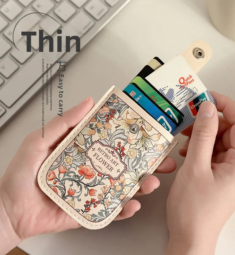 Vintage Oil Painting Pull Out Card Holder One Piece Women's Compact Ultra Thin Mini Cartoon New Style Niche Design Card Case Bag Beauty World Shop