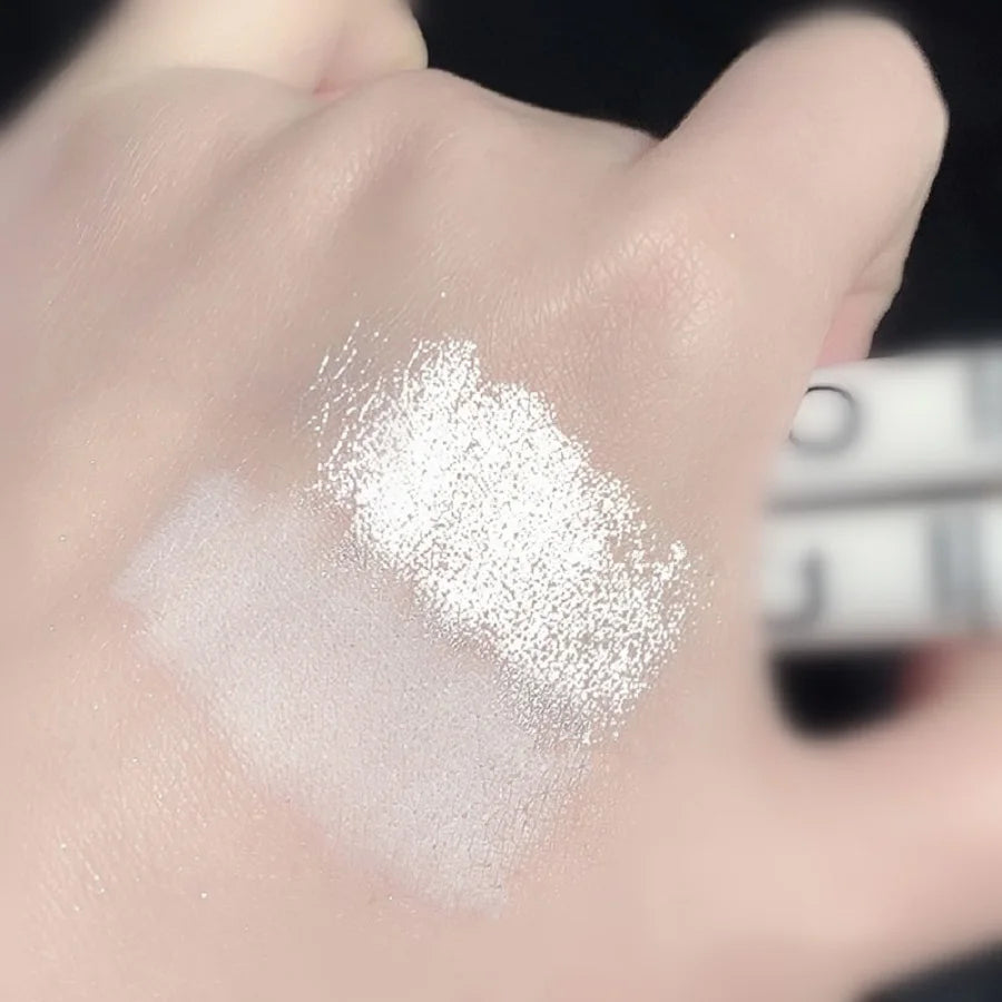 Lying Silkworm Pen Monochrome Brightening Highlight with Flash Eye Shadow Pen Beauty World Shop