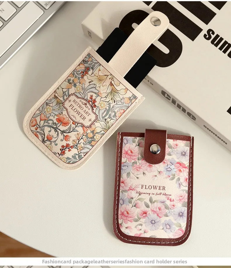 Vintage Oil Painting Pull Out Card Holder One Piece Women's Compact Ultra Thin Mini Cartoon New Style Niche Design Card Case Bag Beauty World Shop