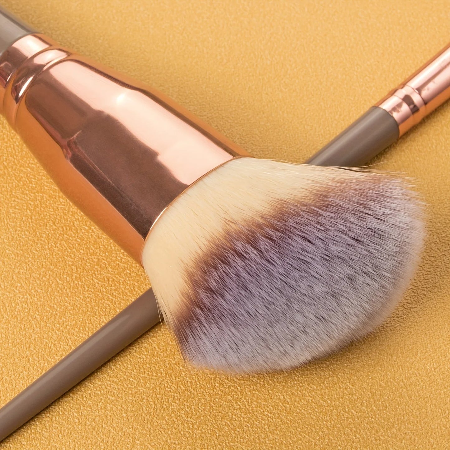 Contour Brush, Premium Contour Blush Bronzer Face Makeup Brush, Perfect For Cheek Forehead Jaw Nose Blending Deepening Contourin Beauty World Shop