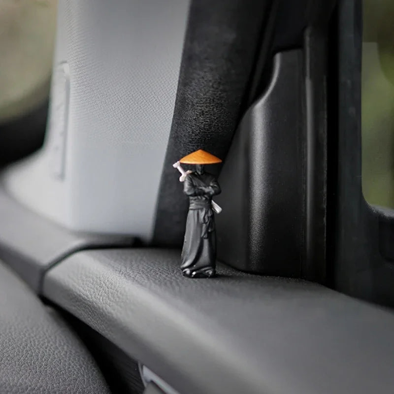 Resin Mini Figurines Decorative 50mm Ancient Sino-Japanese Samurai Warriors Office Cubicle Home Desktop Car Interior Model Gifts Beauty World Shop
