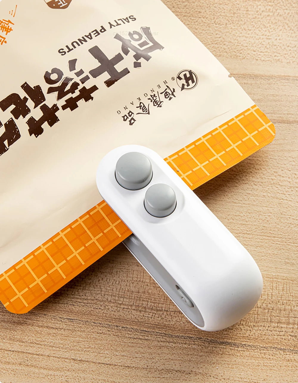 Mini Heat Bag Sealing Machine Package Sealer Bags Plastic Food Sealer Clip Bag Handheld Sealer Food Packaging Heat Sealer Beauty World Shop
