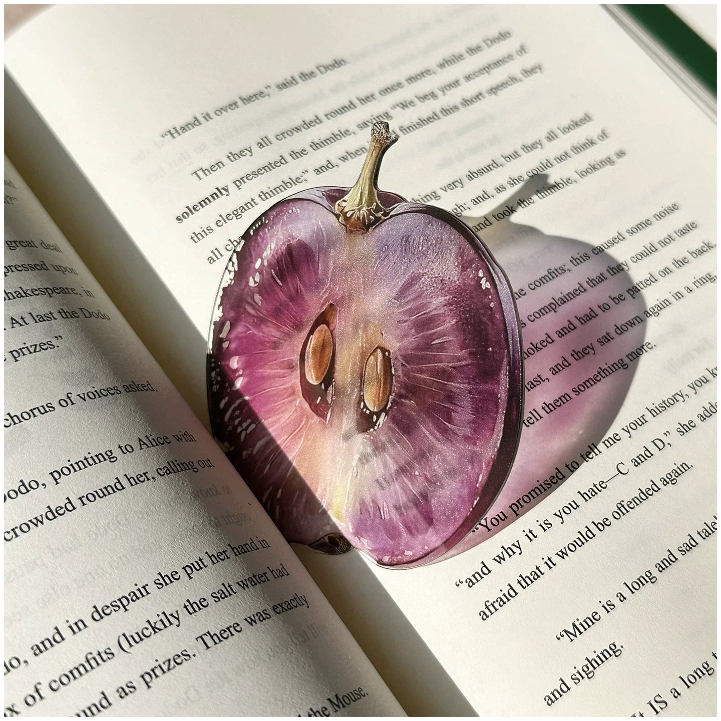 New exquisite transparent acrylic apple bookmark reading mark gift cute grape tomato bookmark toy Beauty World Shop