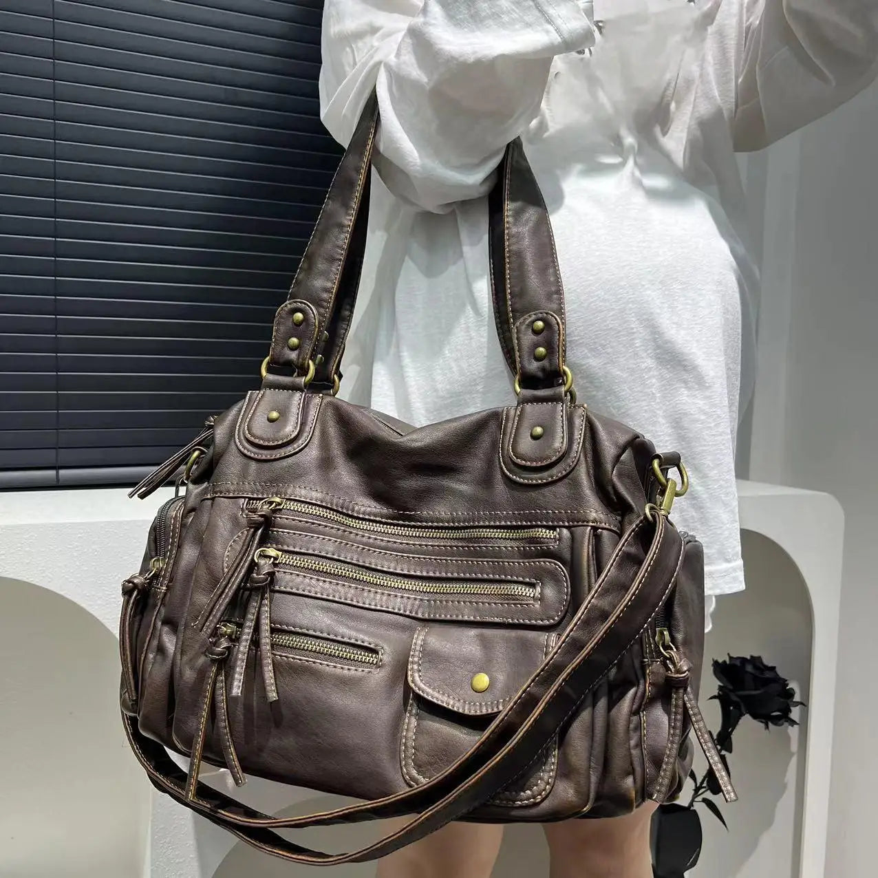 Y2K Hot Girl Single Shoulder Crossbody Bag Vintage Washed Leather Motorcycle Bag Large Capacity Multi Pocket Bag Beauty World Shop