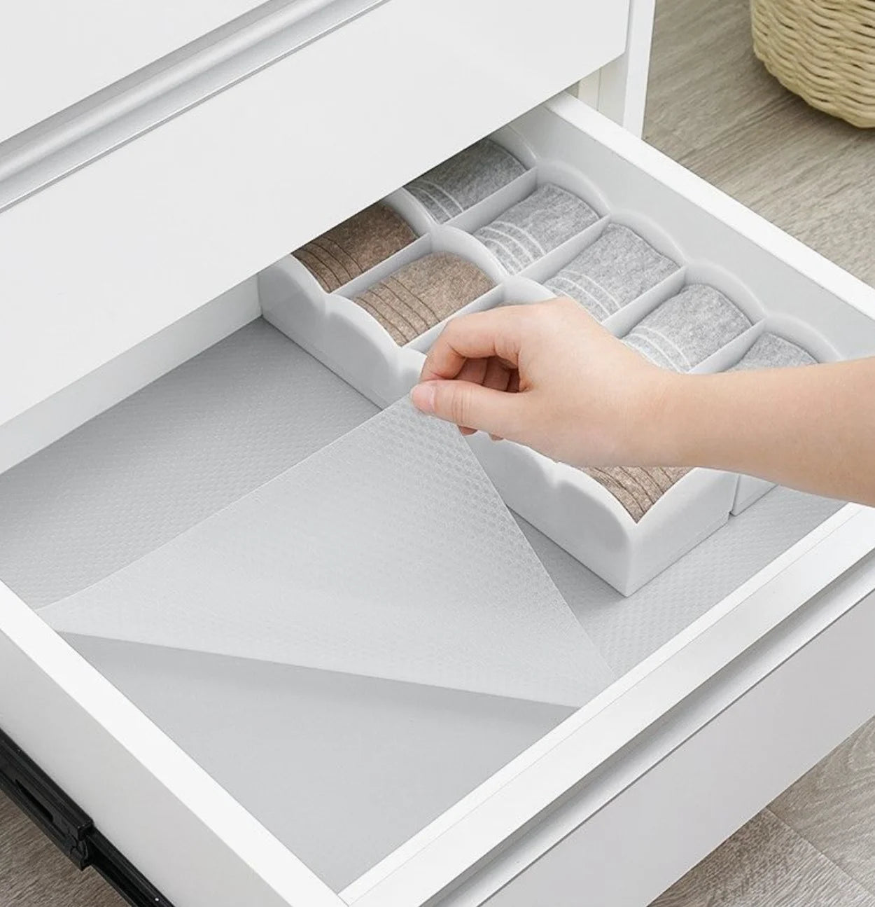 30/60cm 1.5/5M Drawer Mat Shelf Cover Liners Non Slip Waterproof Closet Placemat Table Pad Cabinet Oil-proof Liners Non-Adhesive Beauty World Shop