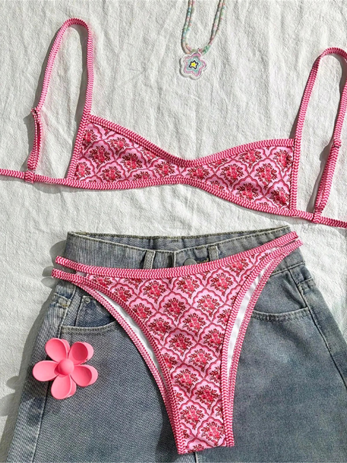 S - XL Flowers Printed High Leg Cut Bikini Female Swimsuit Women Swimwear Two-pieces Bikini set Bather Bathing Suit Swim V6965 Beauty World Shop
