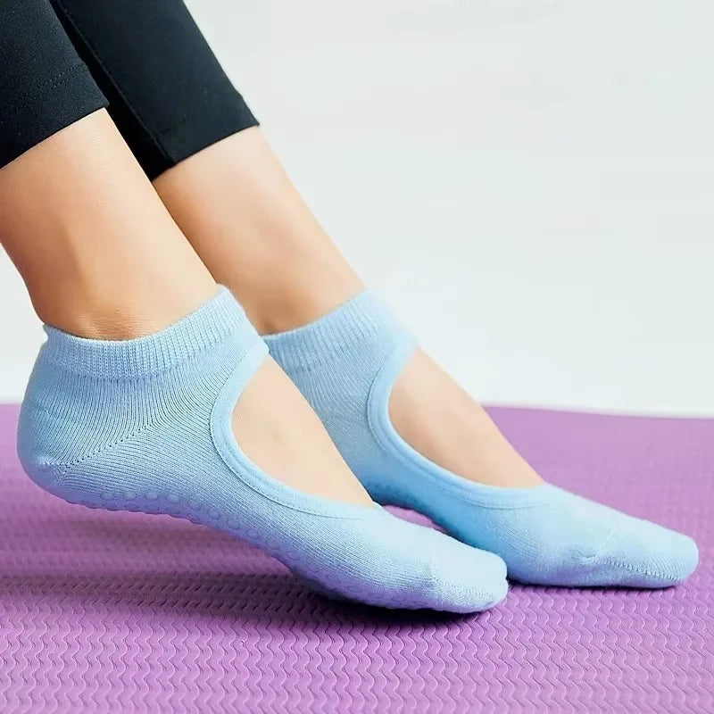 Backless Non-slip Fitness Yoga Socks Cotton Women Sport Pilates Socks Ballet Dance Slippers Barefoot Sock Workout for Gym Beauty World Shop