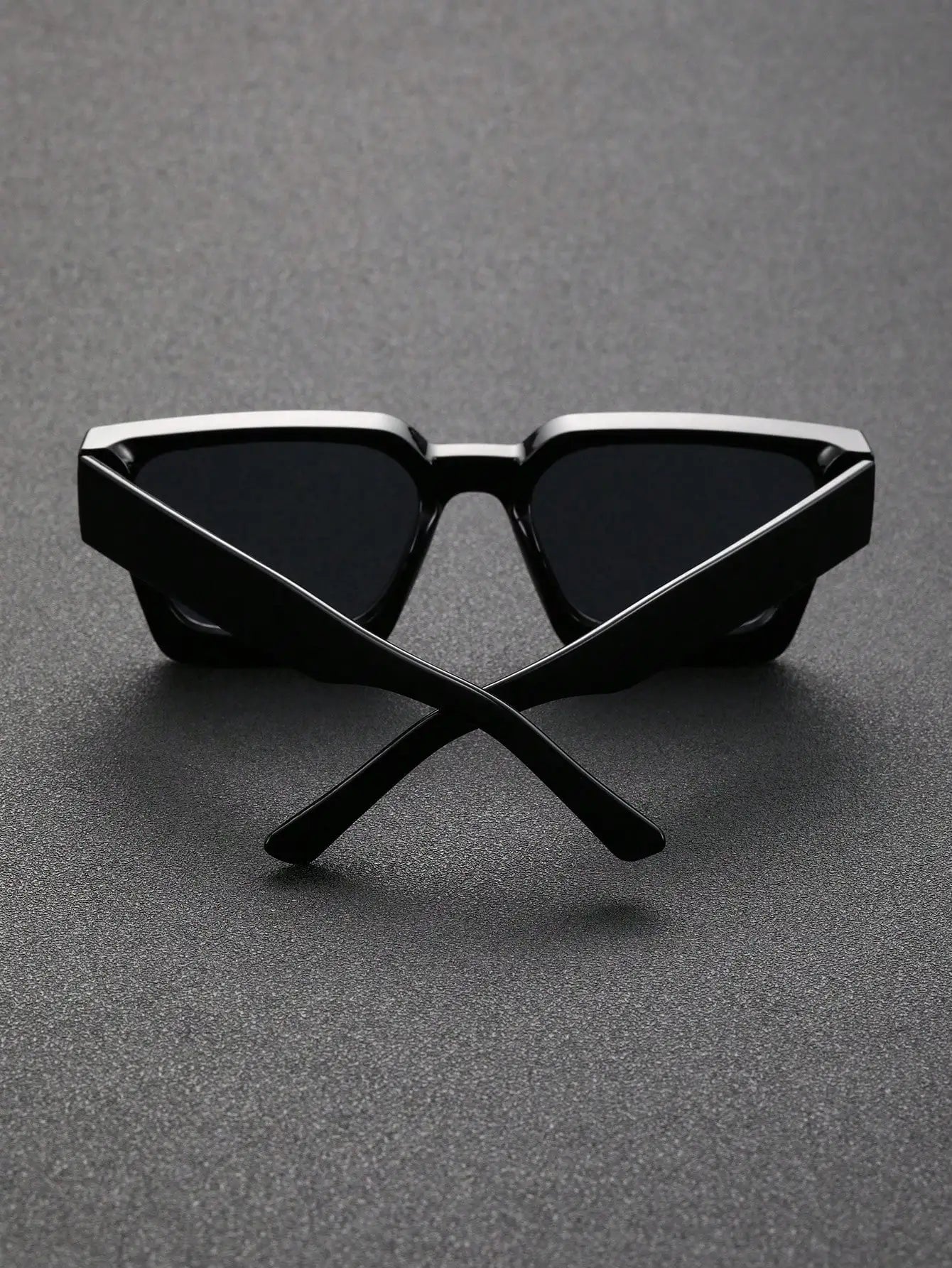 1/2 PC S Classic Fashion Square Plastic Frame Women Sunglasses For Men Daily Life Shades Eyewear Accessories. Beauty World Shop