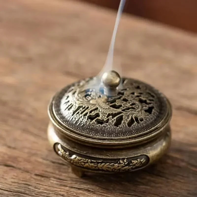 Longfeng Fingertip Stove, Three-Legged Small Incense Burner, Non-Stick Powder Tray, Creative Aromatherapy Burner 1PC Beauty World Shop