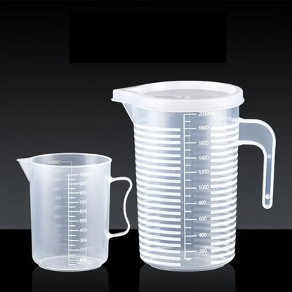 100-5000ml Thickened Plastic Measuring Cup with Scale Food Grade Measuring Cup Experimental Measuring Cup Beaker Plastic Cup Beauty World Shop