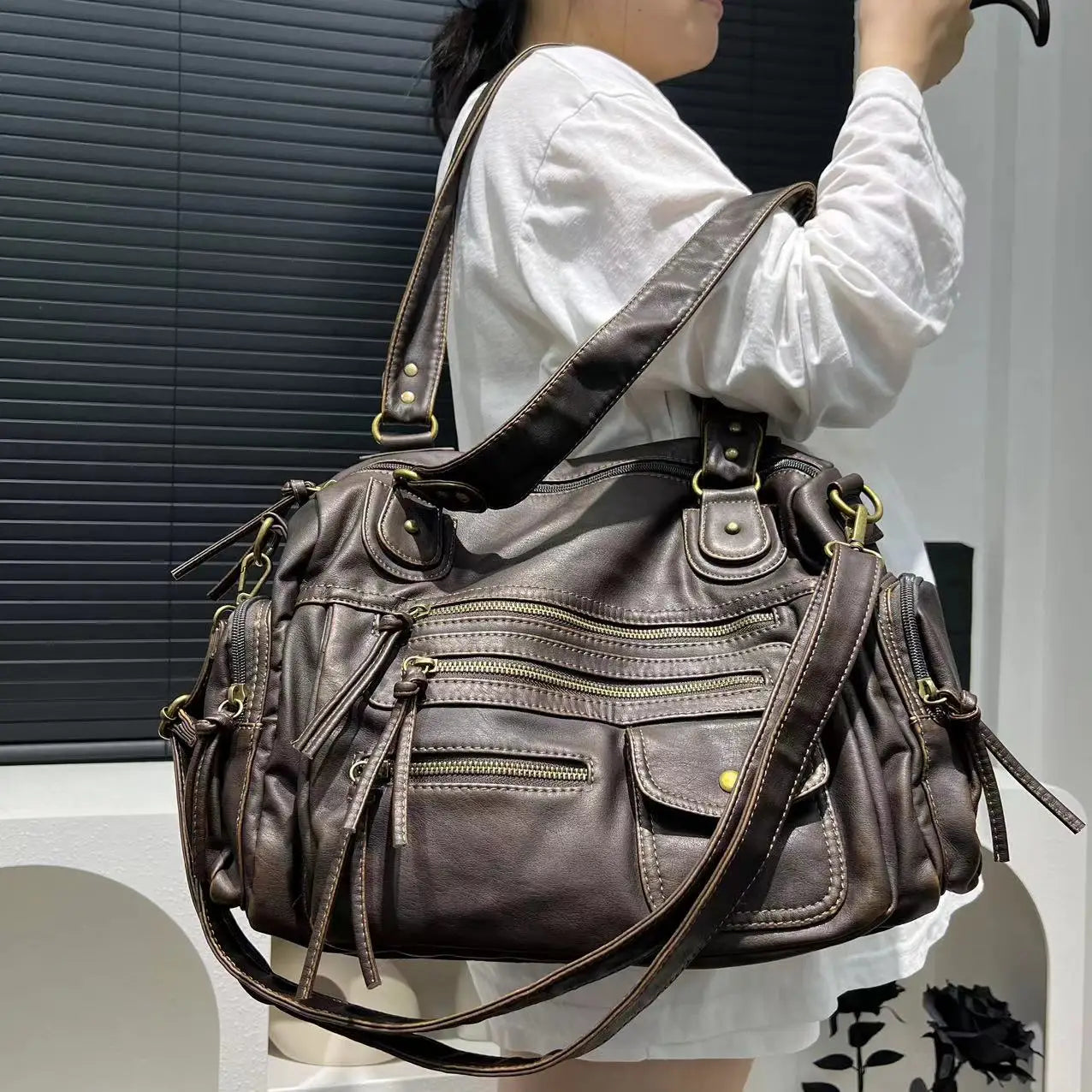 Y2K Hot Girl Single Shoulder Crossbody Bag Vintage Washed Leather Motorcycle Bag Large Capacity Multi Pocket Bag Beauty World Shop