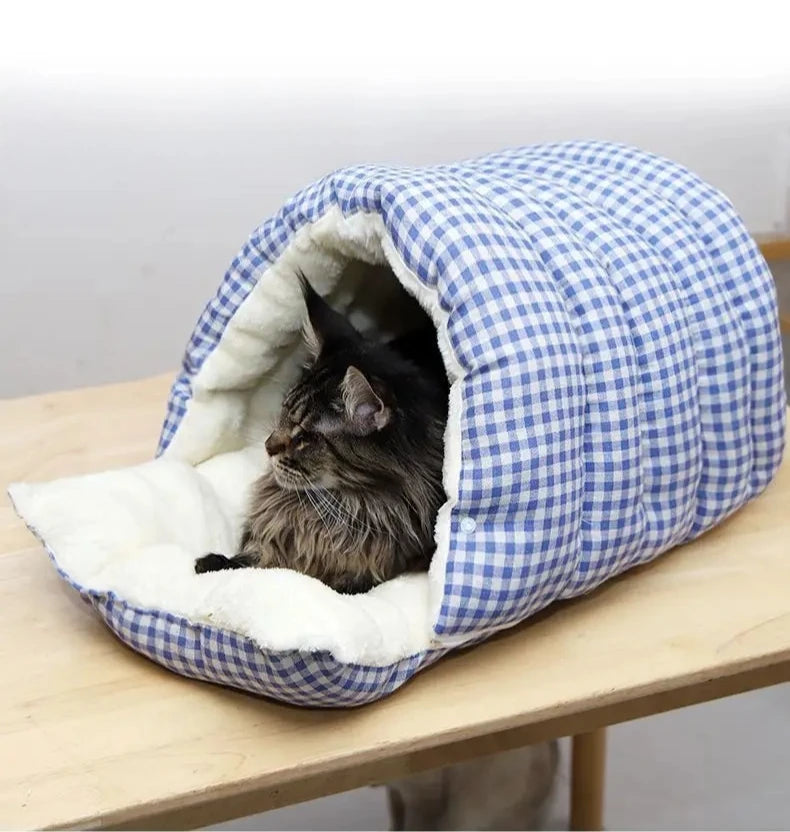 Foldable Winter Pet Sleep Bed/Bag for Cats Dogs, Thickened Semi-Enclosed Design, Soft Indoor, Christmas/Warm in autumn /winter