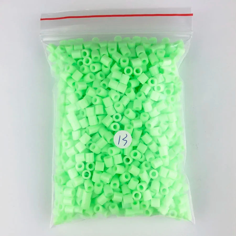 500pcs 5mm Hama Beads Perler Fuse Iron Beads GREAT KID FUN.Diy Intelligence Educational Toys Puzzles Beauty World Shop